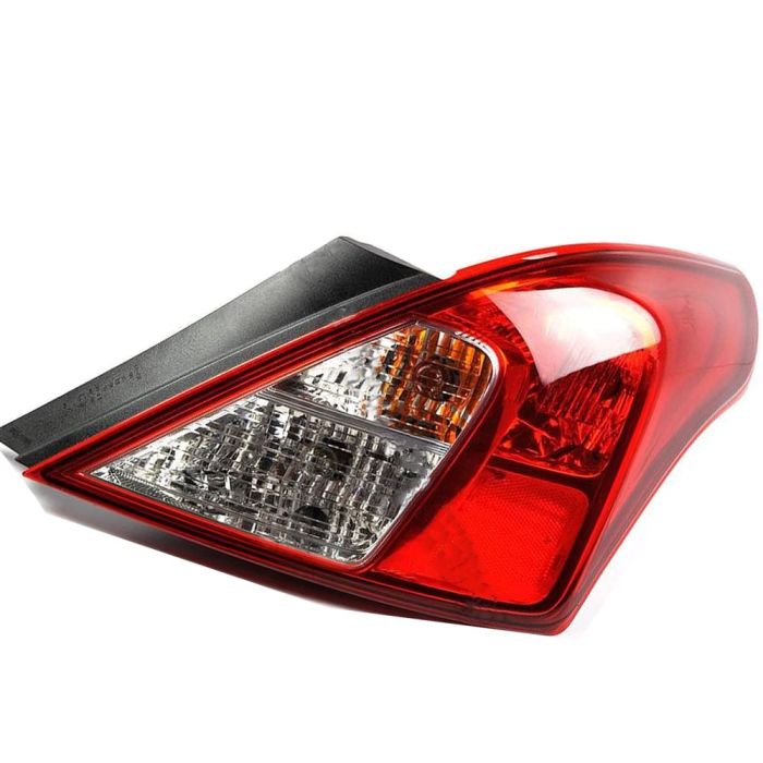 Tail Lamp (Right) -  26550-3AR0A