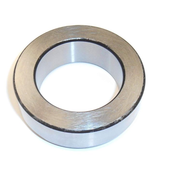 Shaft Bearing Retainer - MB664448