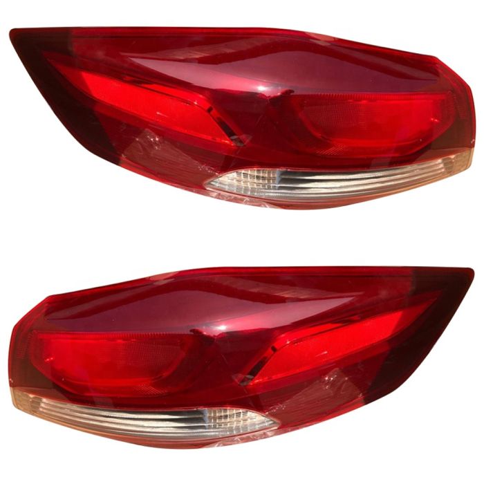Rear Lamp (Set) - 92401-F2000