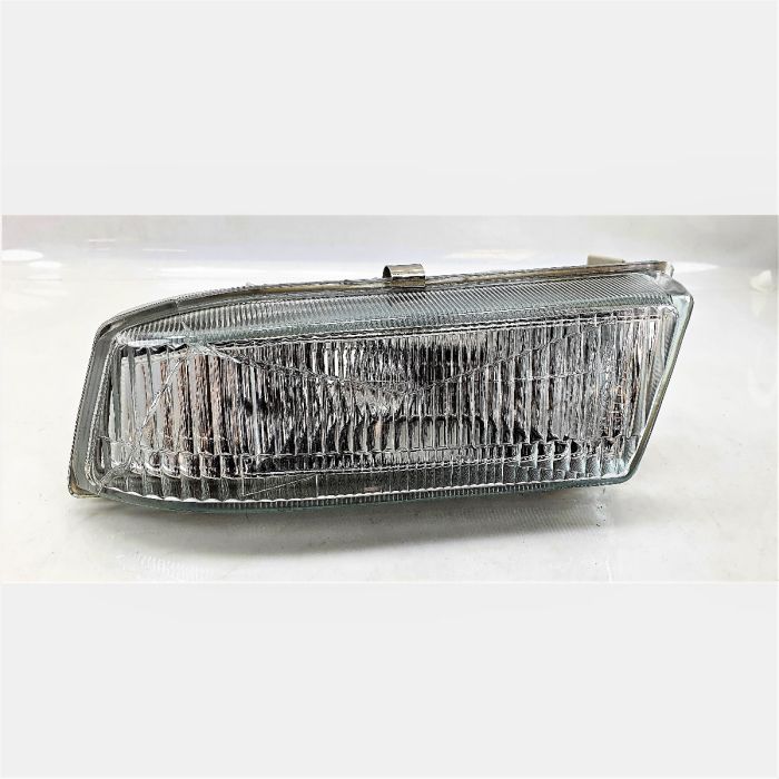 Fog light XM10- 11476468