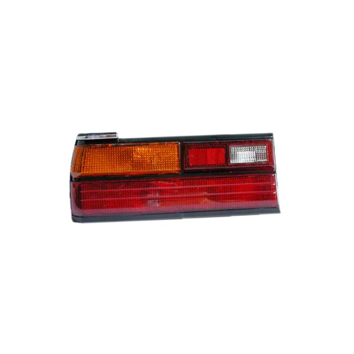 Tail lamp (Right) - 81551-22601