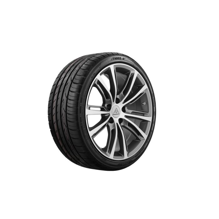 Three-A UHP P606 - 225/45R17
