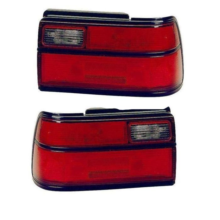 Rear Lamp (Passenger's -Right Side) - 17-3033-U-RD