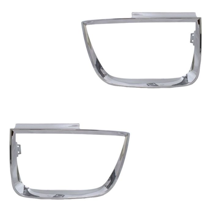 Outer Tail Lamp Bezel - GM549-HC00L/R