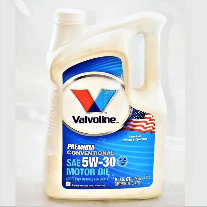 Valvoline Premium Conventional Motor Oil (5W - 30) - 779461