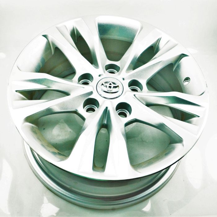 Alloy Wheel (Rim 15), White - 653