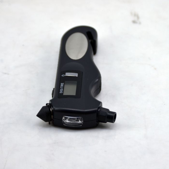 Flashlight with Digital Tire Gauge Emergency - X0021TWBBN