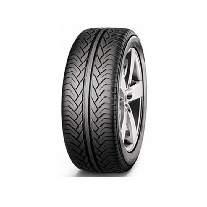 Double King Tyre - 235/70R16 (RIM 16)