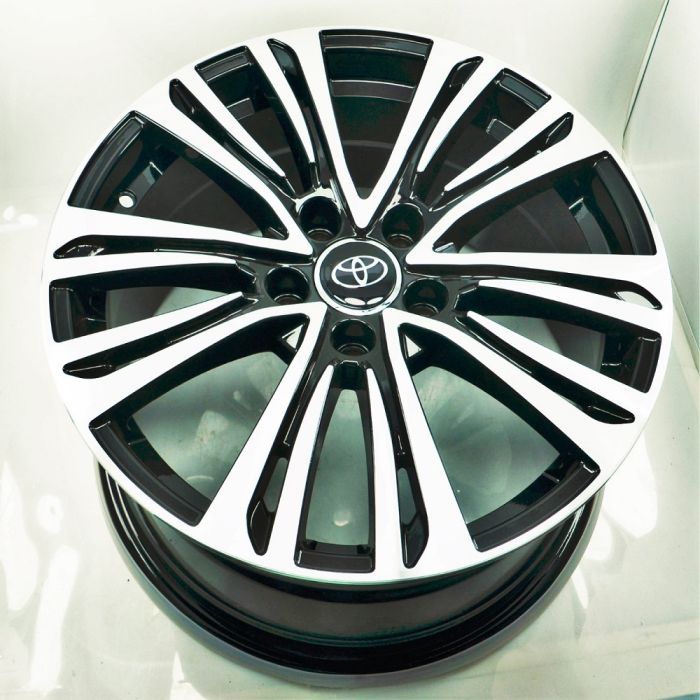 Alloy Wheel (Rim 17) - 1267